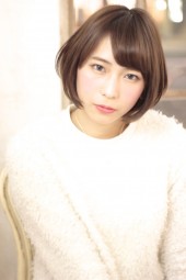 ナチュラル艶ボブ